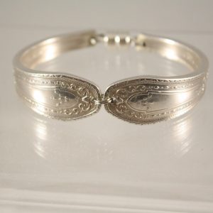 Hampton Court Handle Bracelet