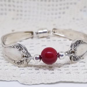 Elegant Lady Red River Bead Bracelet